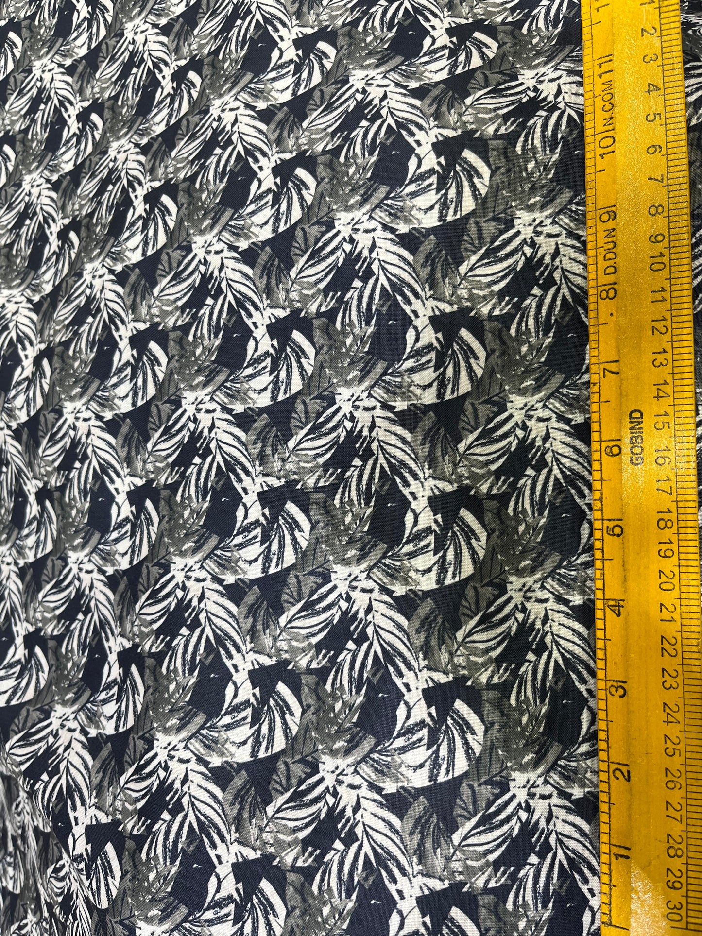Premium Blue-White Floral Print Mix-Cotton Shirt Fabric – 36” Width for Flawless Stitching