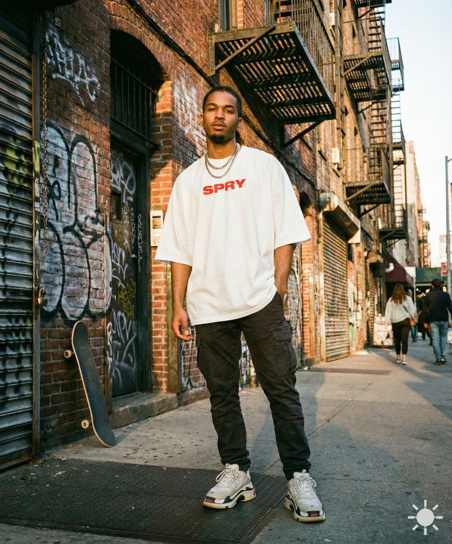 SPRY Oversized white tshirt with red chest logo